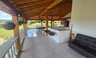 VENTA DE FINCA EN GUARNE VEREDA YOLOMBAL