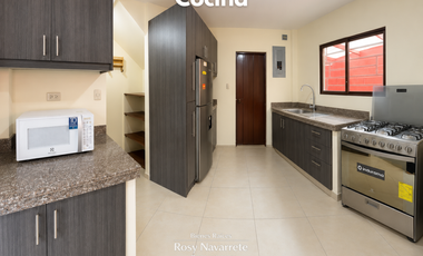 Casa amoblada en alquiler en La Rioja – Etapa Bolonia | 4 Dormitorios + Jacuzzi + Terraza