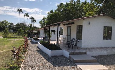 Hermosa Finca-Hotel cerca a  Villavicencio