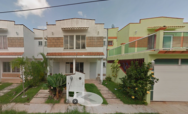 CASA EN VENTA, RESIDENCIAL LAS OLAS COSALEACAQUE. VERACRUZ EM