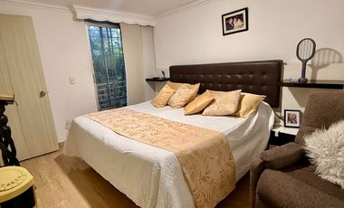 Vendo apto central Av Guabinal moderno y elegante primer piso con patio Bosque Largo