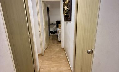 Vendo apto central Av Guabinal moderno y elegante primer piso con patio Bosque Largo
