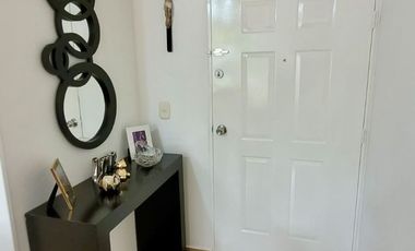 Vendo apto central Av Guabinal moderno y elegante primer piso con patio Bosque Largo