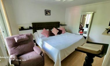 Vendo apto central Av Guabinal moderno y elegante primer piso con patio Bosque Largo