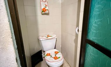Casa con plancha central con garaje en el Topacio cerca Avenida con Gran Potencial de Rentabilidad