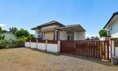 DIJUAL CEPAT – Rumah  Full Furnished Strategis Dekat Pasar Lambaro