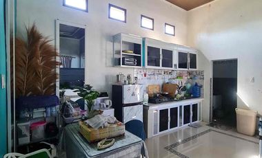DIJUAL CEPAT – Rumah  Full Furnished Strategis Dekat Pasar Lambaro