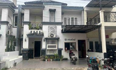 JUAL CEPAT!! RUMAH BAGUS DAN LUAS 2 LANTAI DI PERUM. GRAND MAHAKAM, SAMARIMDA