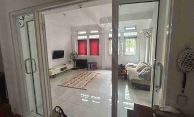 JUAL CEPAT!! RUMAH BAGUS DAN LUAS 2 LANTAI DI PERUM. GRAND MAHAKAM, SAMARIMDA