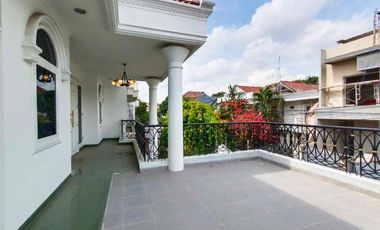JUDUL : 

RUMAH BAGUS SHM ROW 3 MOBIL TURUN HARGA TERMURAH DI GADING KIRANA