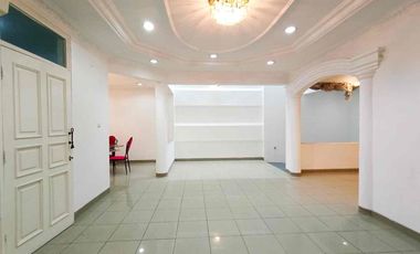 JUDUL : 

RUMAH BAGUS SHM ROW 3 MOBIL TURUN HARGA TERMURAH DI GADING KIRANA