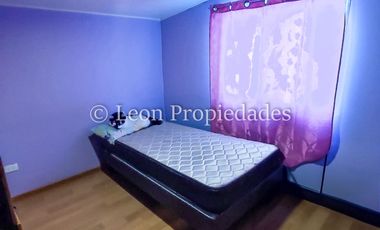 Leon Propiedades vende casa en villa, en Curacaví centro.