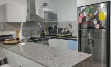 VENDO DEPARTAMENTO DE 3 DORMITORIOS EDIFICIO MODERNO SECTOR CC EL BOSQUE