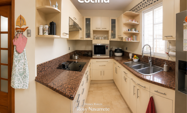 Casa de 3 Plantas en Venta en Sauces 4 | 6 Dormitorios + Oficina + Terraza