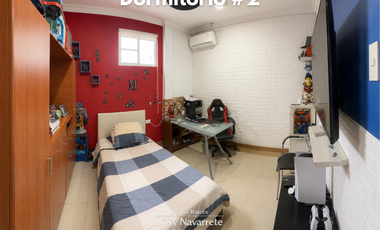 Casa de 3 Plantas en Venta en Sauces 4 | 6 Dormitorios + Oficina + Terraza