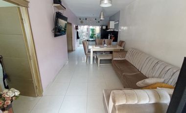 Se vende casa en los Cedros Soledad