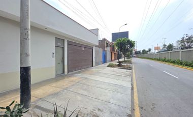 ALQUILER CASA OFICINA ALTURA DE MONTERRICO SUR Y MORRO SOLAR EN SURCO