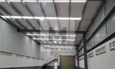 Bodega en renta al poniente de Mérida