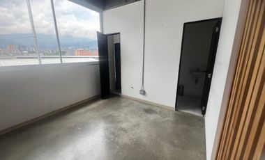Oficina en arriendo en La Esmeralda, Itagüí