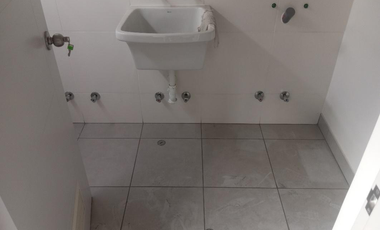 En venta exclusivo departamento en el 5to piso + estacionamiento en Urb. Lima Polo and Hunt Club, Surco.