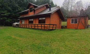 Amplia casa a tan solo 5minutos de Villarrica