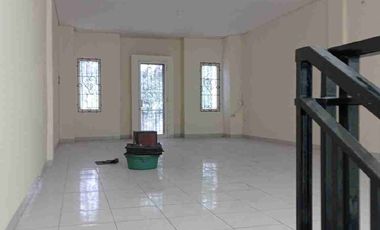 ruko 2 lantai siap pakai lokasi strategis  kelapa gading jual cepat