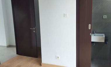 Disewakan Ruko Brand New 3,5 Lantai di Ciputat Timur Dekat Akses Tol ada Rooftop Cocok untuk Kantor
