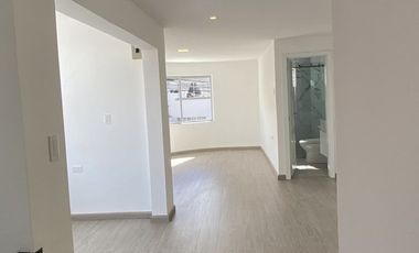 Casa en venta, comercial, rentera y de alta plusvalía, sector Mercado 12 de Abril Cuenca Ec.