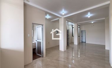 Oficina o Consultorio en Alquiler – Santa Rosa y Boyacá