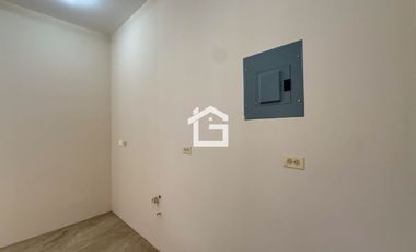 Oficina o Consultorio en Alquiler – Santa Rosa y Boyacá