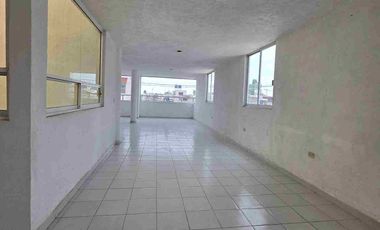 Edificio cerca de 11 sur