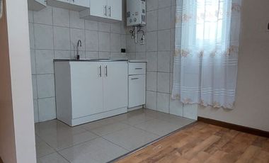 REBAJADA Se vende casa en Valparaiso, 2 dormitorios 1 escritorio, 1 baño, Valor $ 74.000.000