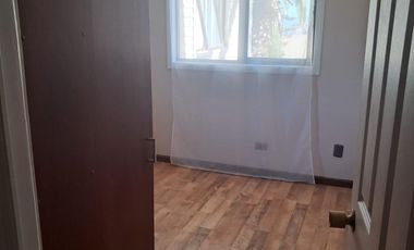REBAJADA Se vende casa en Valparaiso, 2 dormitorios 1 escritorio, 1 baño, Valor $ 74.000.000