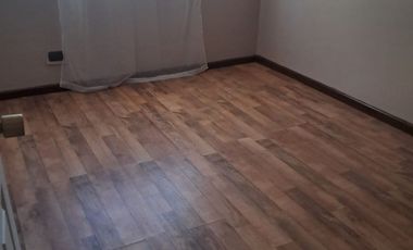 REBAJADA Se vende casa en Valparaiso, 2 dormitorios 1 escritorio, 1 baño, Valor $ 74.000.000