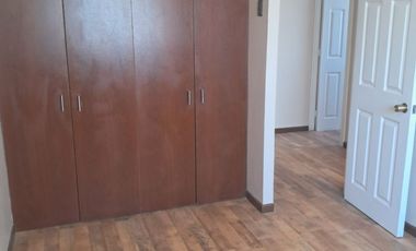 REBAJADA Se vende casa en Valparaiso, 2 dormitorios 1 escritorio, 1 baño, Valor $ 74.000.000