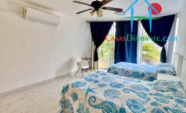 Casa en venta con terraza, vista al mar y salida a la alberca