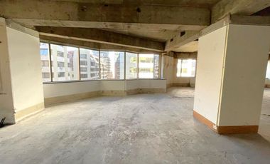 ARRIENDO Oficina en Obra gruesa de 789,93 m2, Metro El Golf