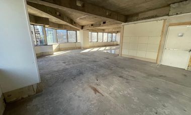 ARRIENDO Oficina en Obra gruesa de 789,93 m2, Metro El Golf