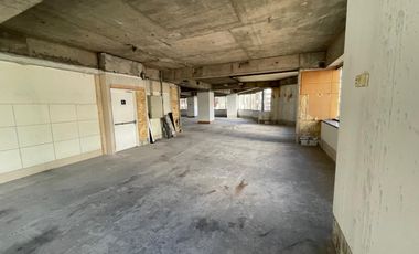 ARRIENDO Oficina en Obra gruesa de 789,93 m2, Metro El Golf