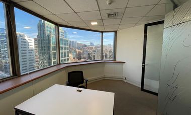 ARRIENDO Oficina habilitada de 414,92 m2, Metro El Golf
