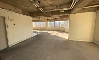 ARRIENDO Oficina en Obra gruesa de 345,86 m2, Metro El Golf