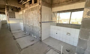 ARRIENDO Oficina en Obra gruesa de 345,86 m2, Metro El Golf