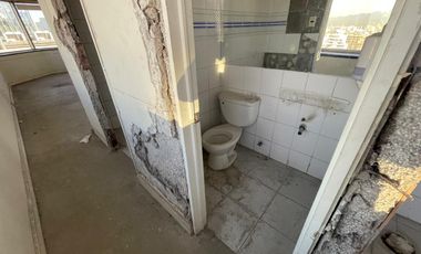 ARRIENDO Oficina en Obra gruesa de 345,86 m2, Metro El Golf