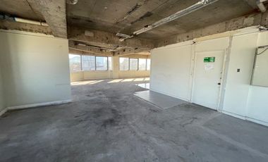 ARRIENDO Oficina en Obra gruesa de 345,86 m2, Metro El Golf