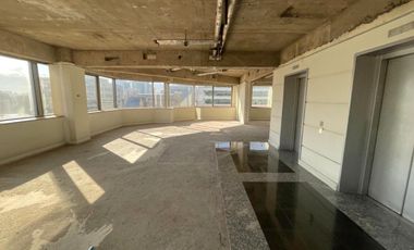 ARRIENDO Oficina en Obra gruesa de 345,86 m2, Metro El Golf