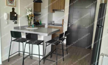 Arriendo departamento amoblado con estacionamiento en la Reina