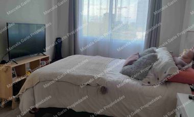 Arriendo departamento amoblado con estacionamiento en la Reina