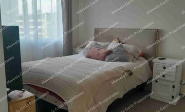 Arriendo departamento amoblado con estacionamiento en la Reina