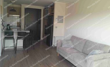 Arriendo departamento amoblado con estacionamiento en la Reina