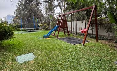 Moderno dúplex remodelado de dos niveles en Cerro de Camacho